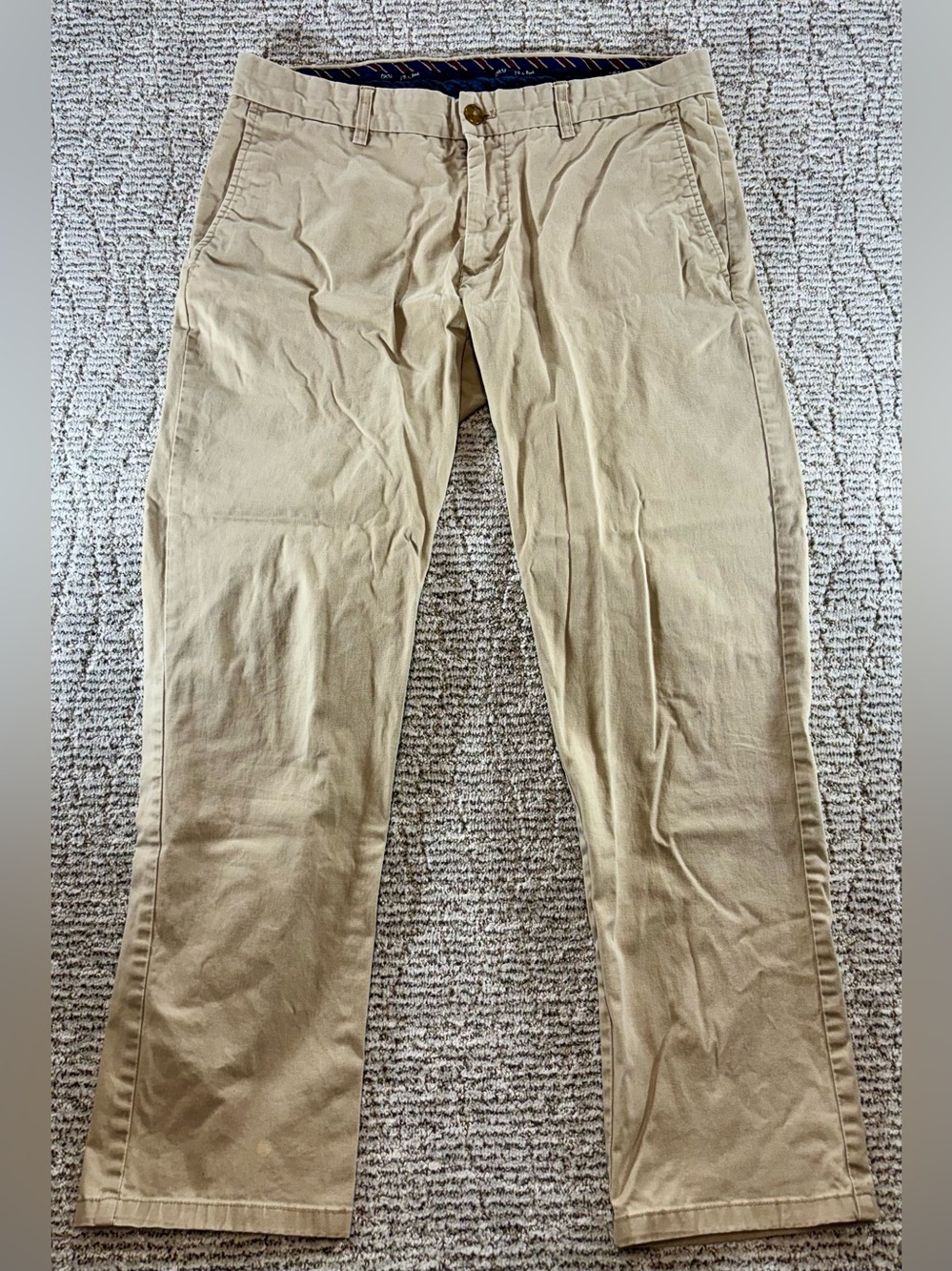 Jos A Bank Men’s Size 35/30 Tan Chino Pants
